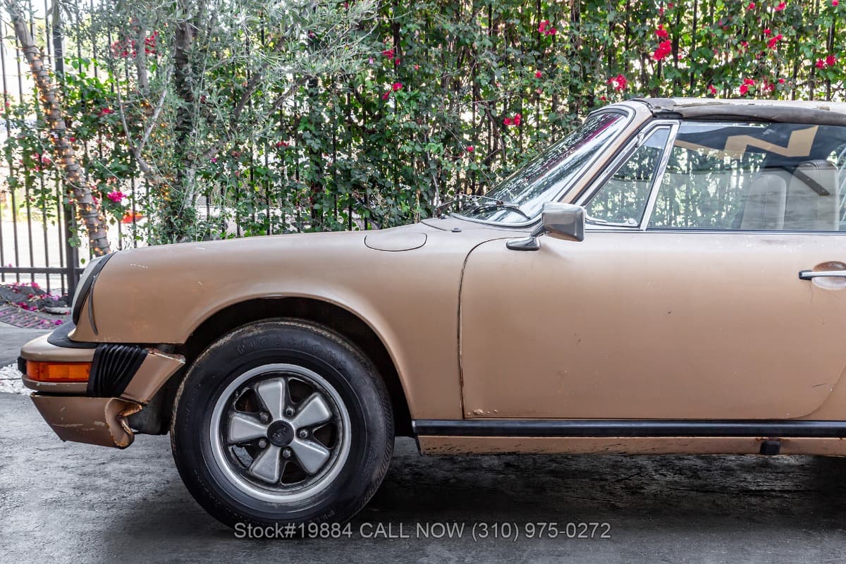 1974 Porsche 911 Targa thumbnail 10