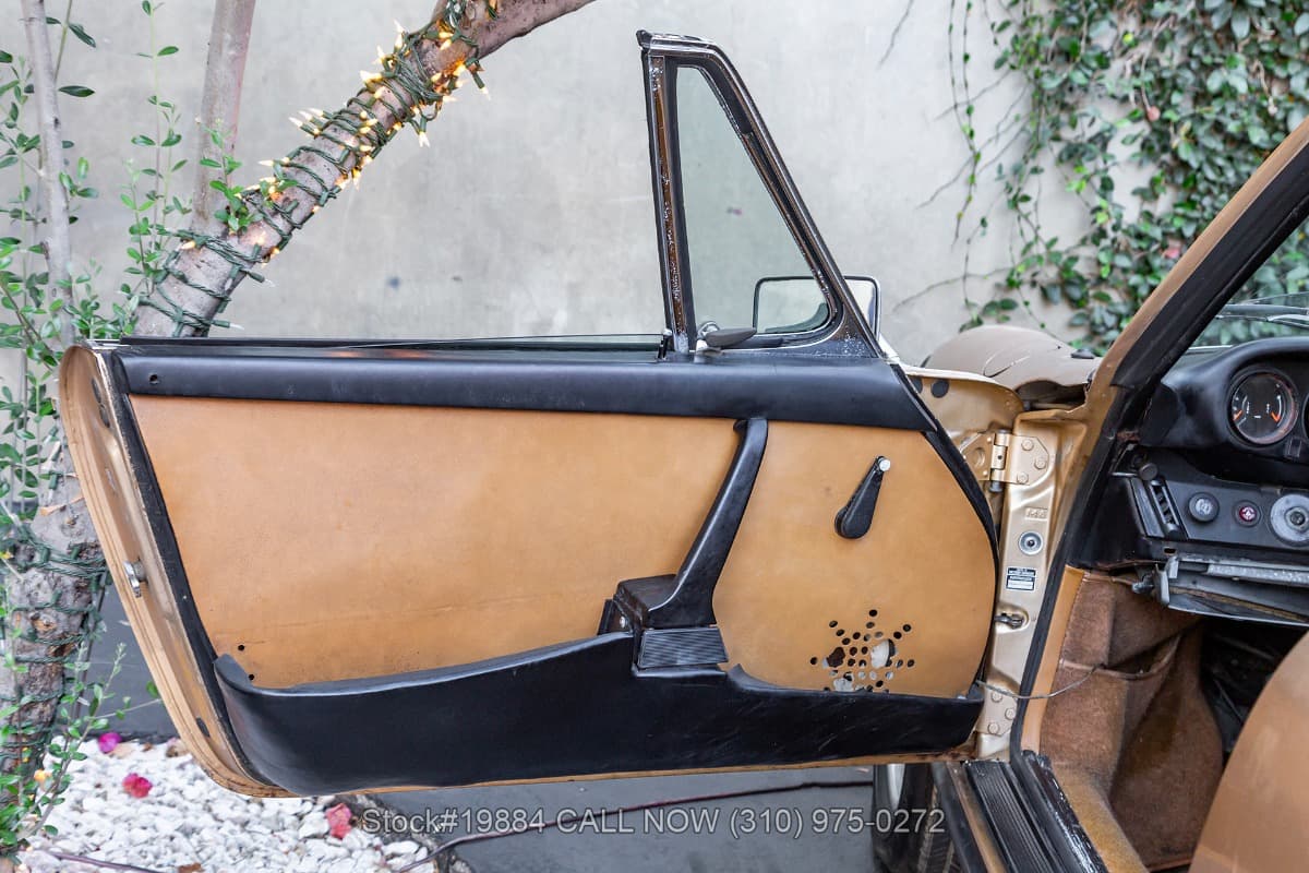 1974 Porsche 911 Targa thumbnail 12