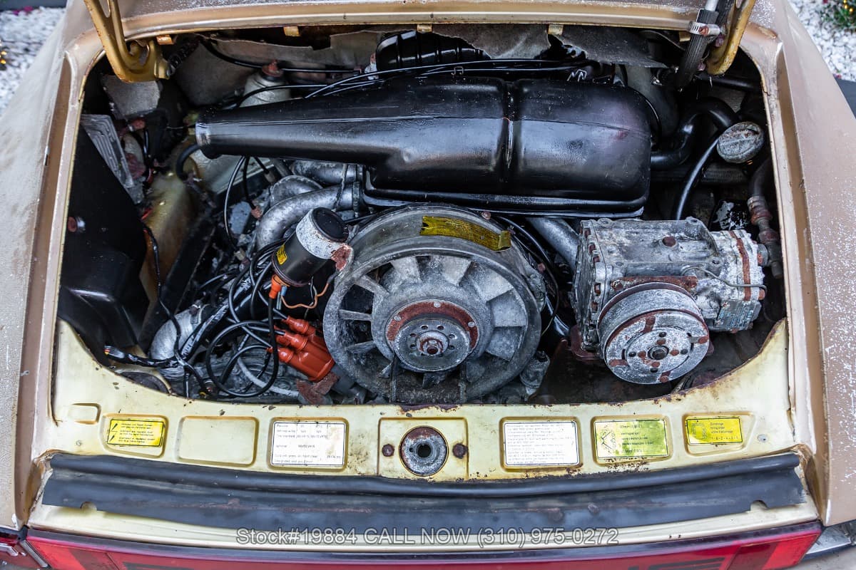 1974 Porsche 911 Targa thumbnail 25
