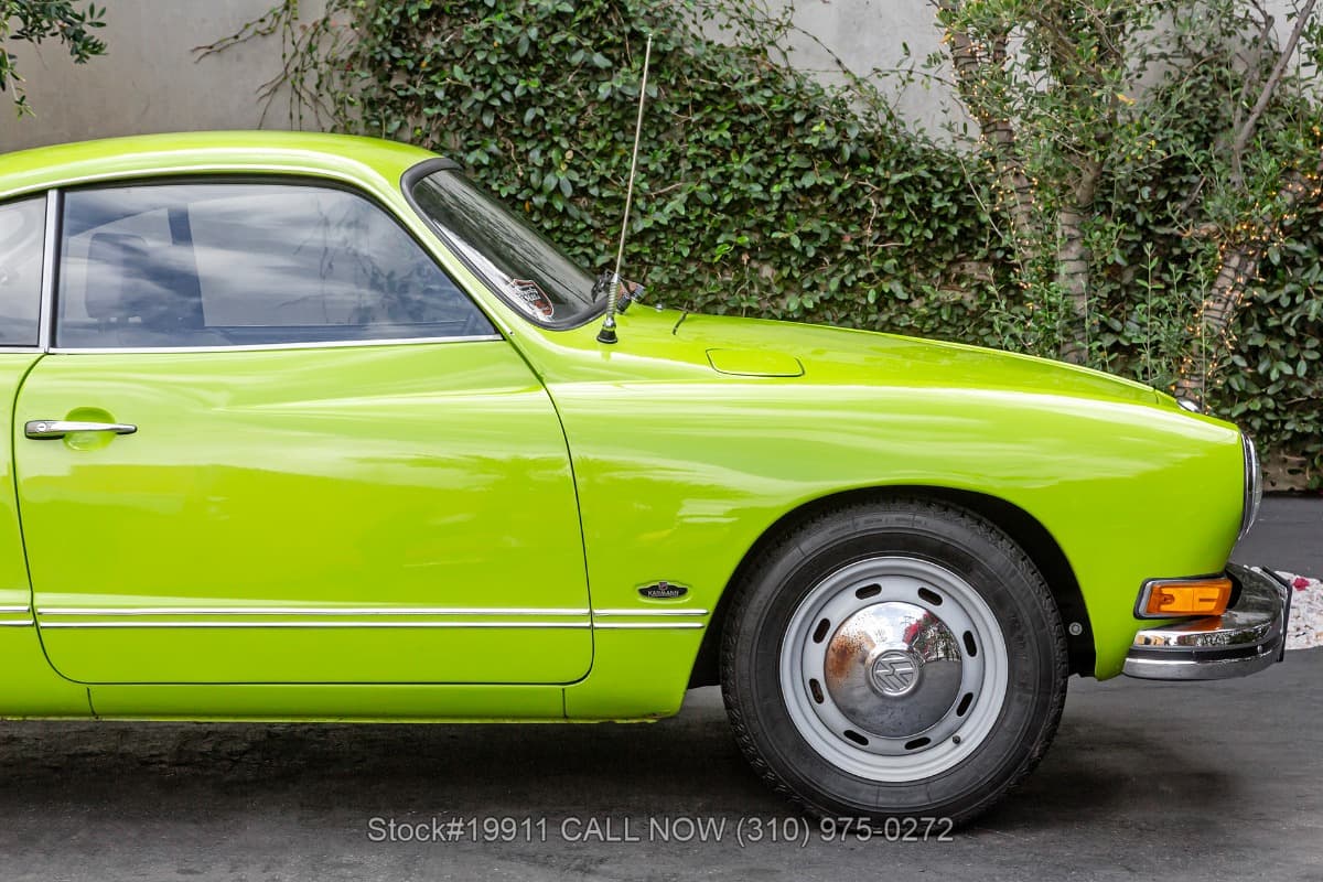 1974 Volkswagen Karmann Ghia Coupe thumbnail 8