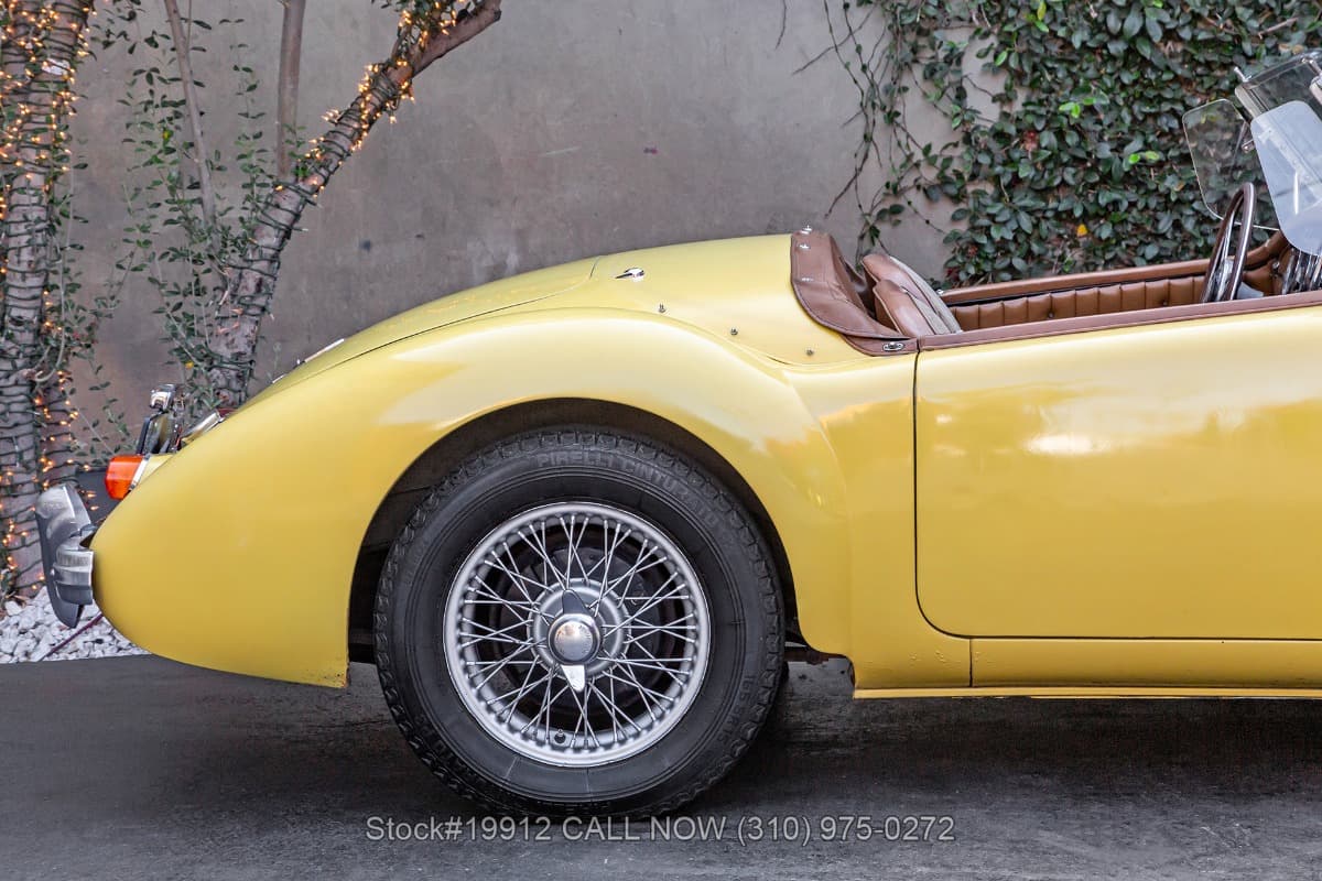 1962 MG MGA 1600 Mark II Roadster thumbnail 14