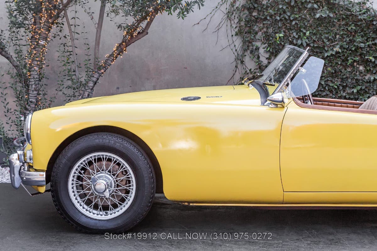 1962 MG MGA 1600 Mark II Roadster thumbnail 15