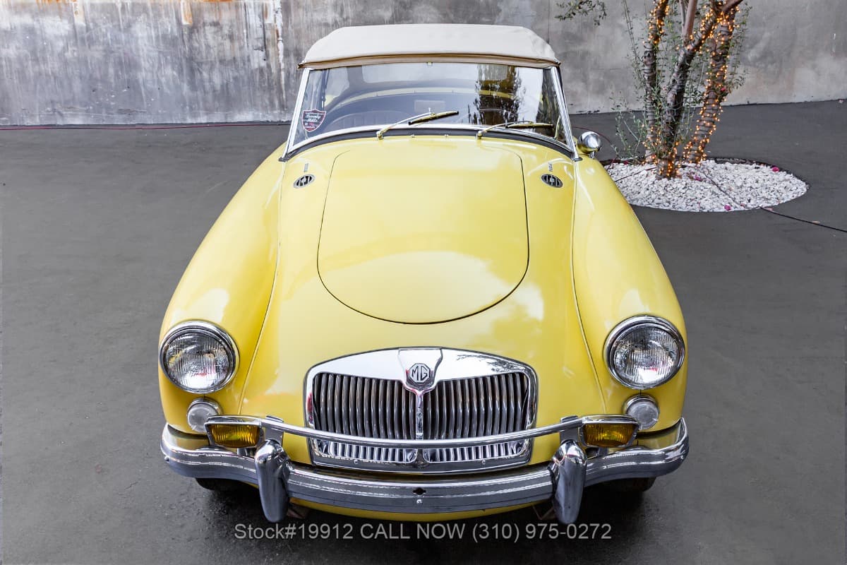 1962 MG MGA 1600 Mark II Roadster thumbnail 6