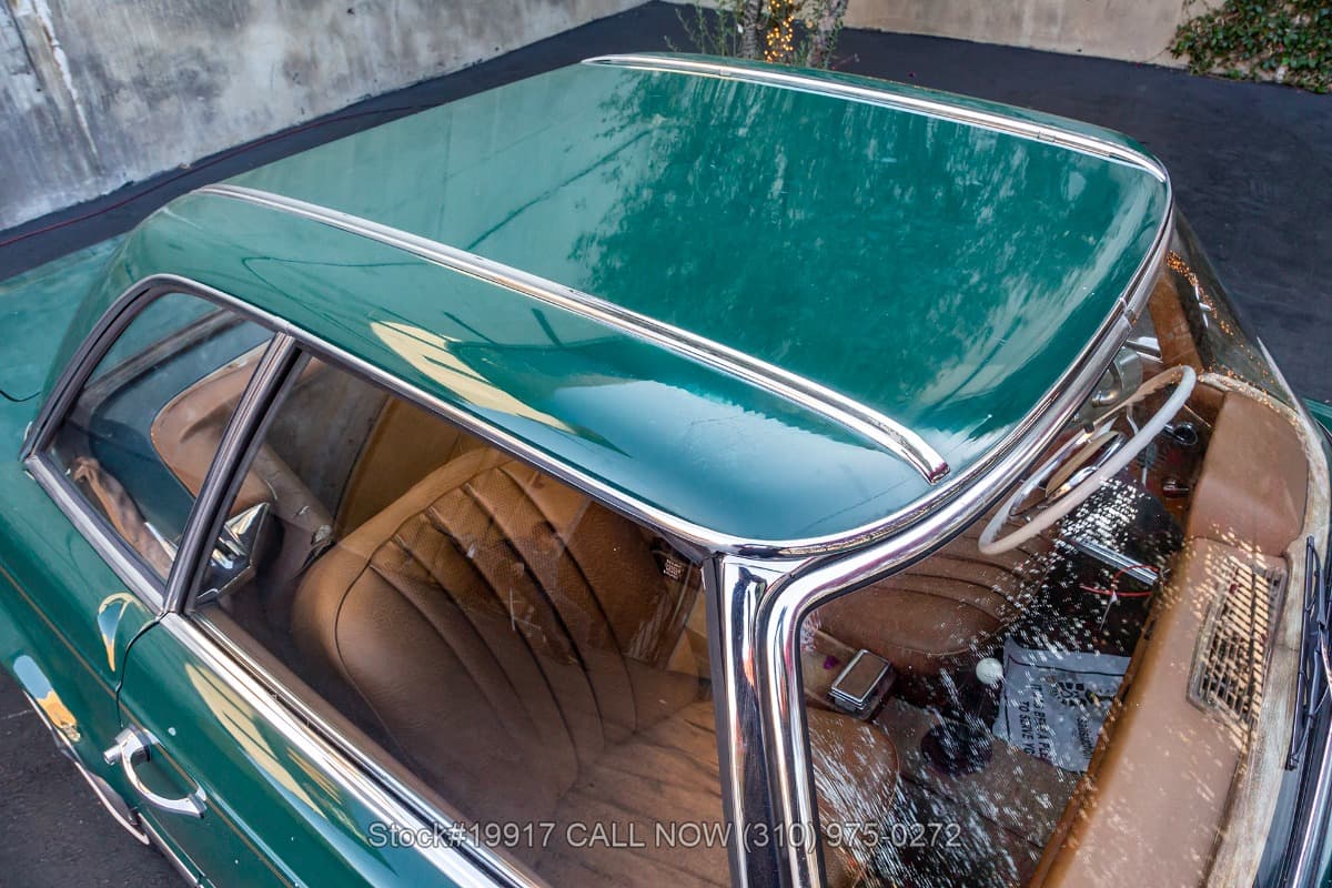 1967 Mercedes 230SL thumbnail 12