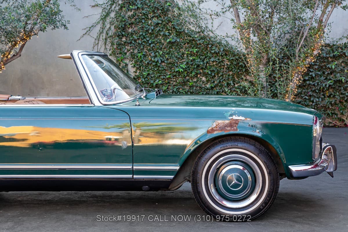 1967 Mercedes 230SL thumbnail 13
