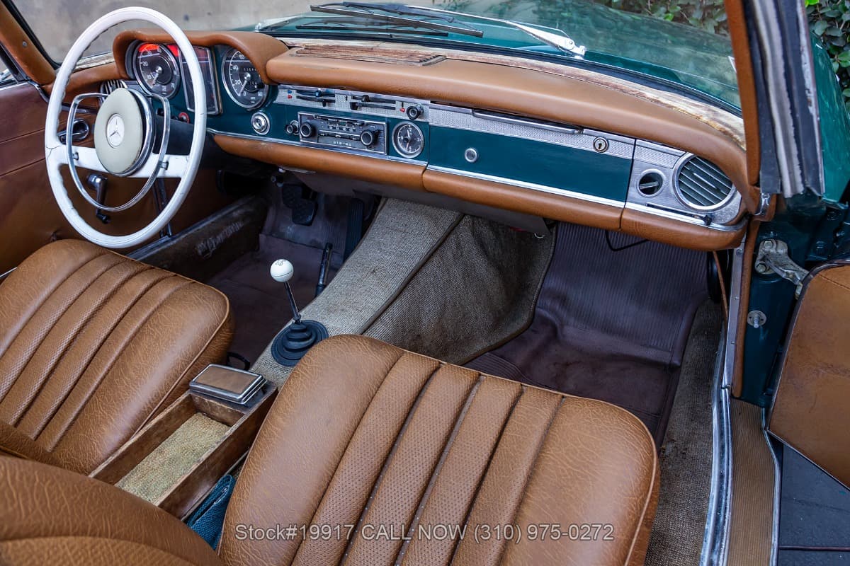 1967 Mercedes 230SL thumbnail 19