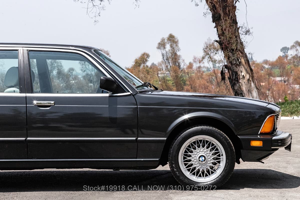 1986 BMW L7 Sedan thumbnail 8
