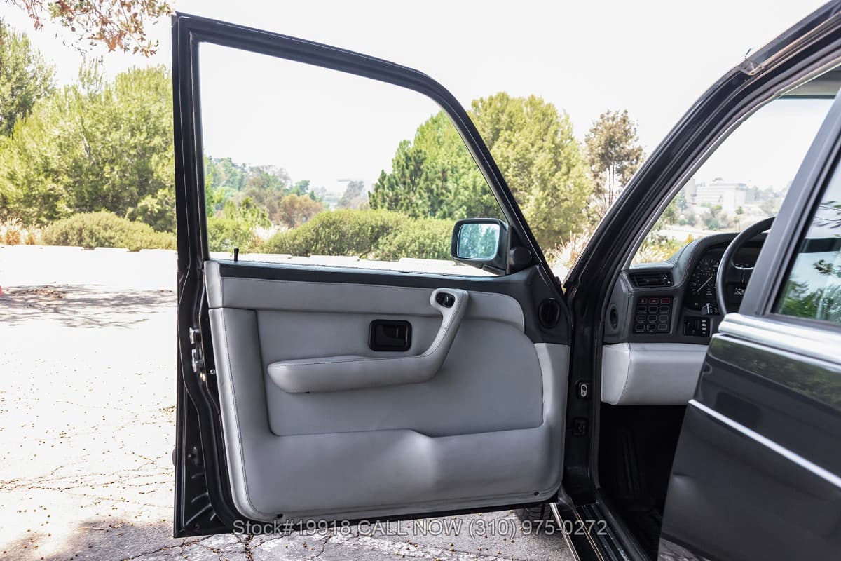 1986 BMW L7 Sedan thumbnail 12