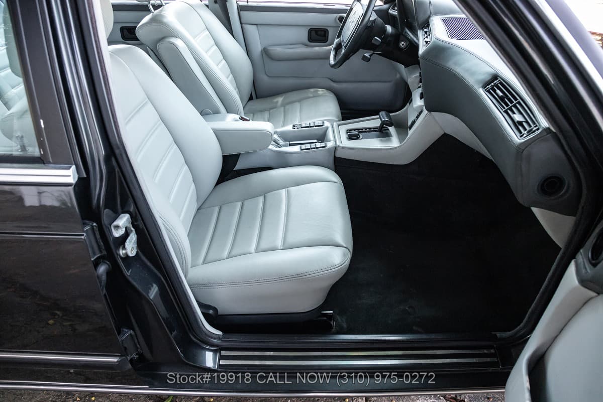 1986 BMW L7 Sedan thumbnail 17