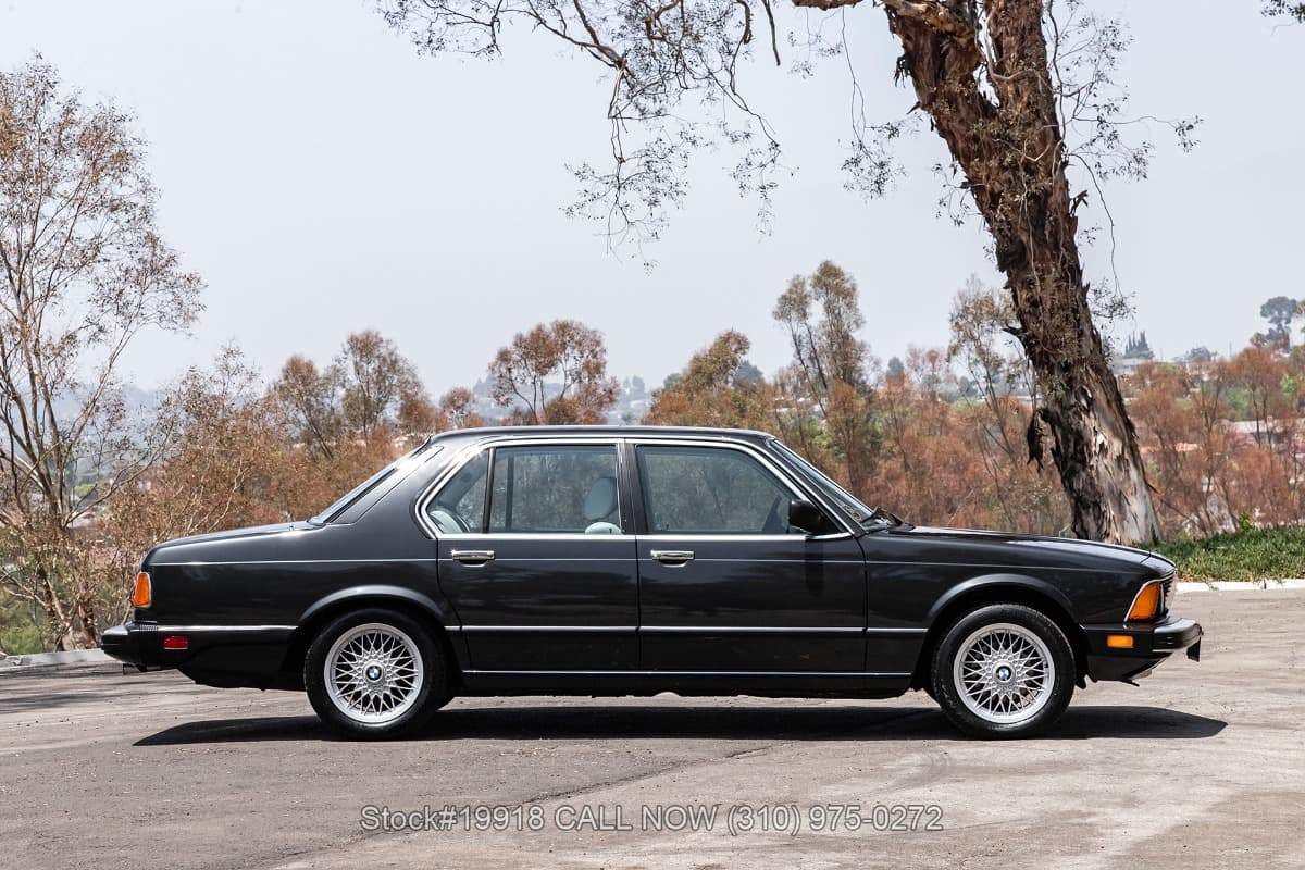 1986 BMW L7 Sedan thumbnail 4