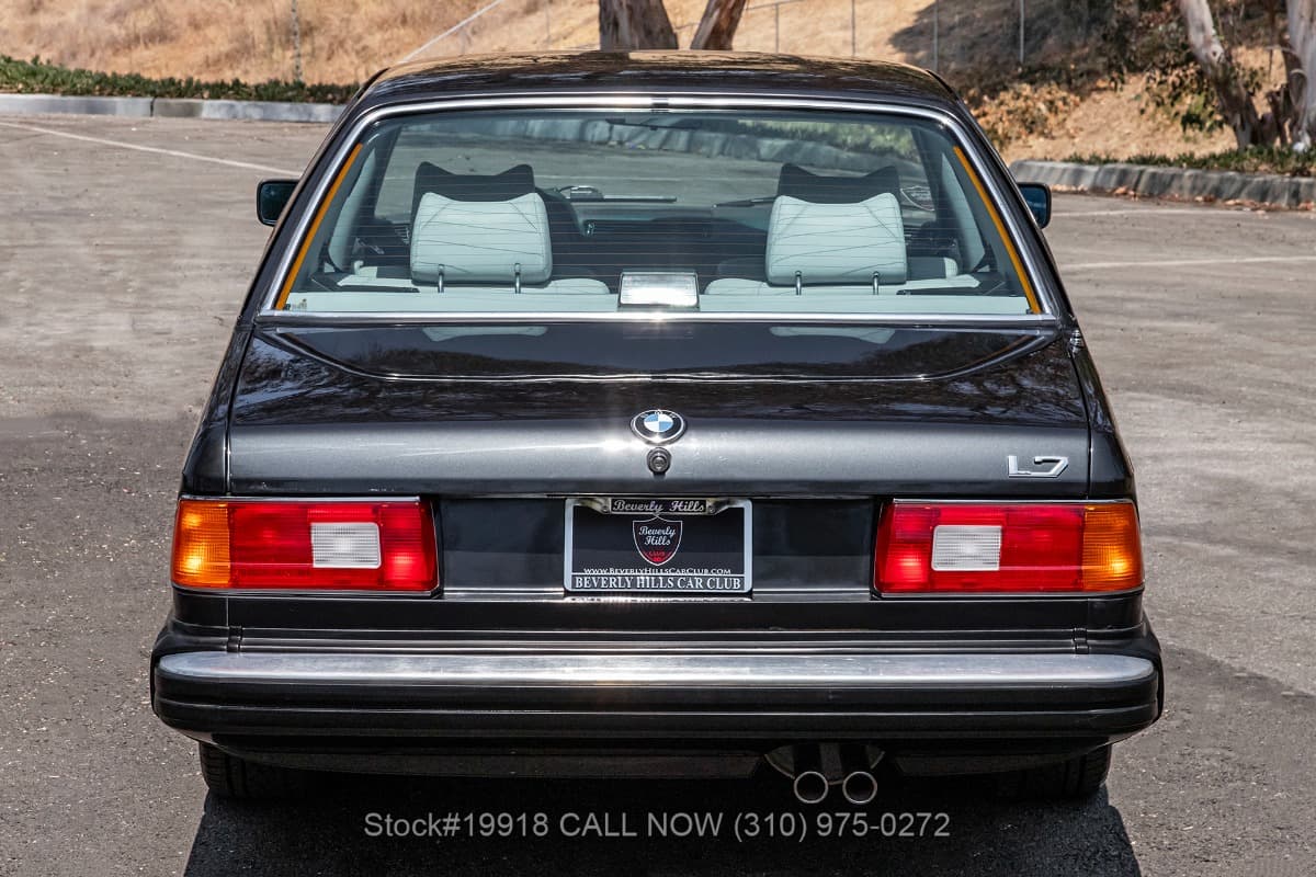 1986 BMW L7 Sedan thumbnail 5