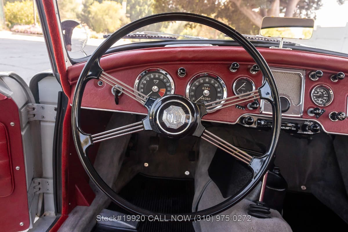 1960 MG A 1600 Mk I Coupe 1600 Mk I Coupe thumbnail 14