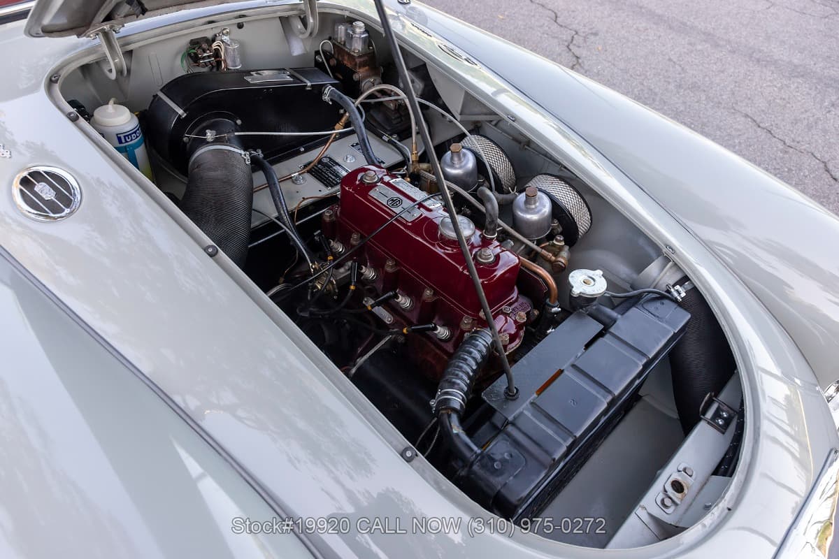 1960 MG A 1600 Mk I Coupe 1600 Mk I Coupe thumbnail 22