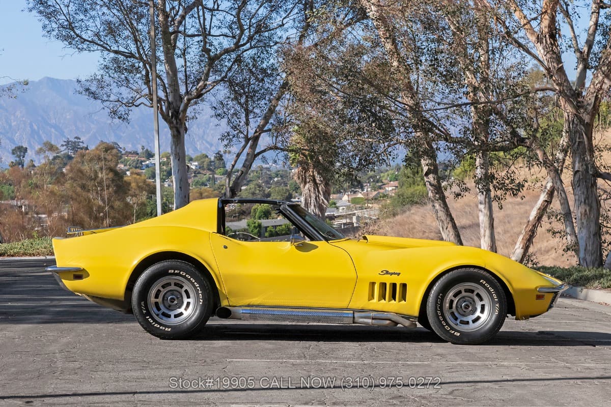 1969 Chevrolet Corvette L68 T-Top 4-Speed thumbnail 4