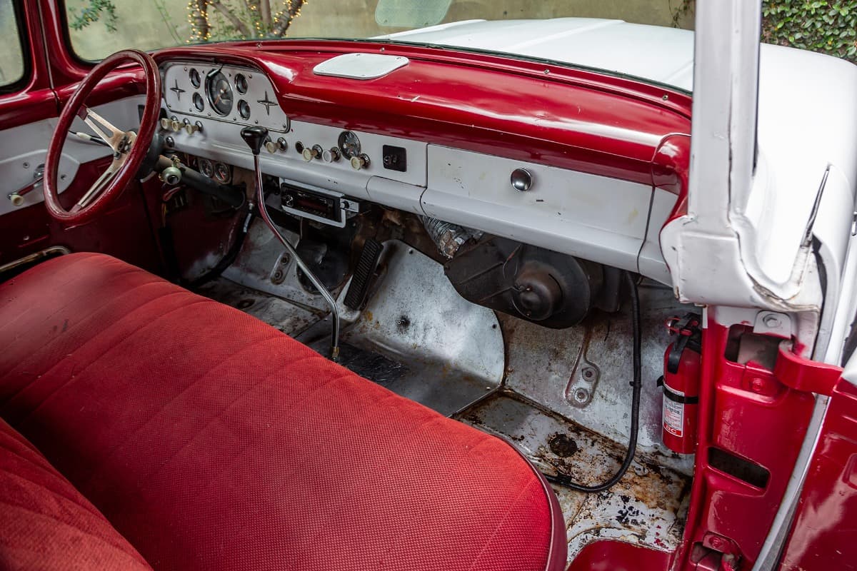 1960 Ford F100 Custom Cab Styleside Long Bed Pickup thumbnail 17