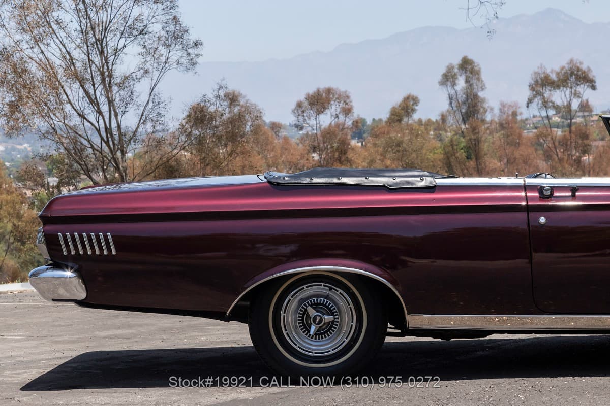 1965 Plymouth Satellite Convertible thumbnail 13