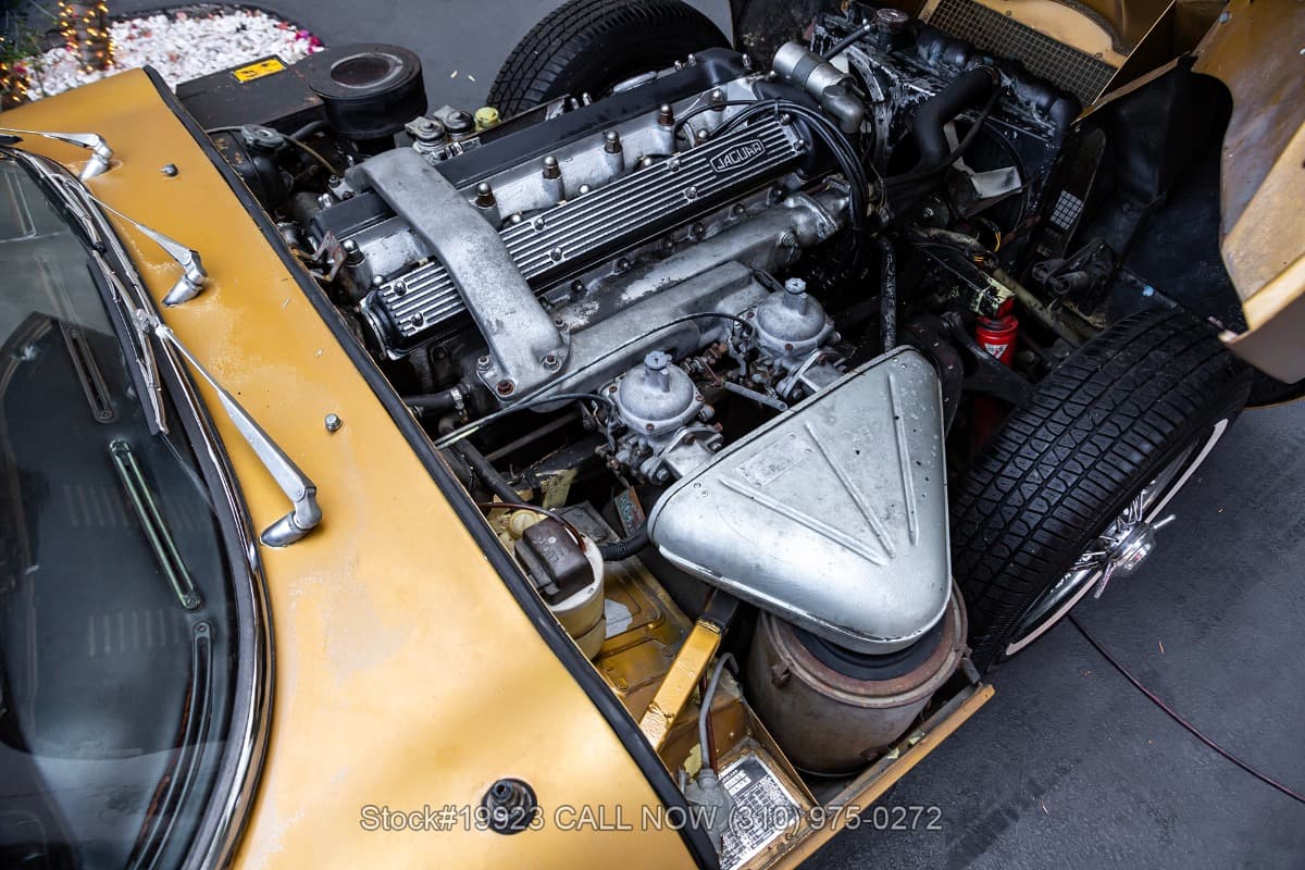 1968 Jaguar XKE Fixed Head Coupe thumbnail 25
