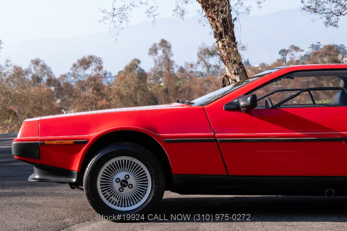 1981 DeLorean DMC-12 thumbnail 8