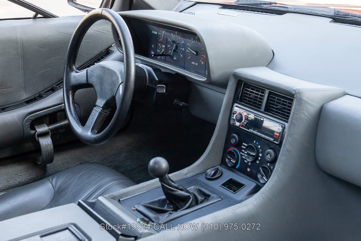 1981 DeLorean DMC-12 thumbnail 14