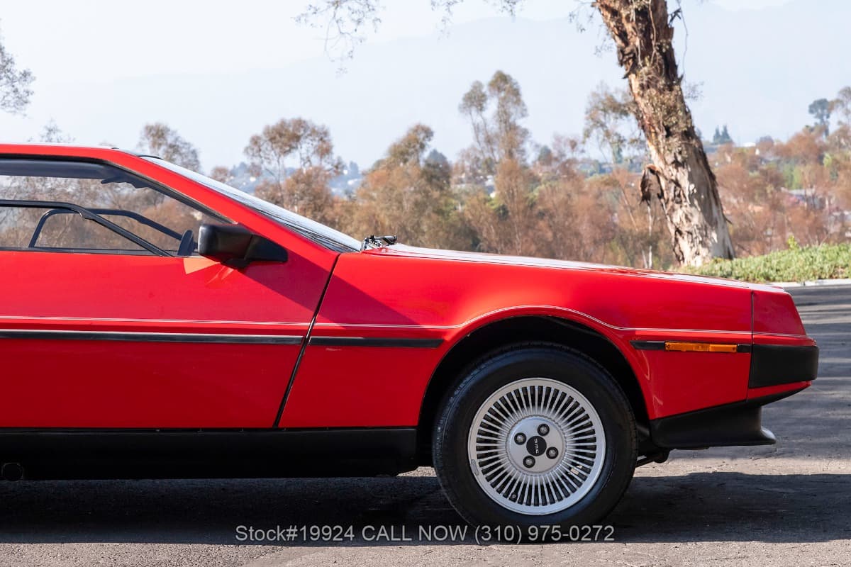 1981 DeLorean DMC-12 thumbnail 6