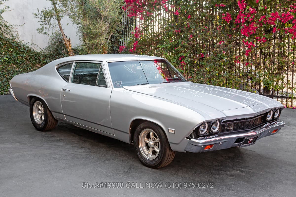 1968 Chevrolet Chevelle 300 Deluxe thumbnail 3