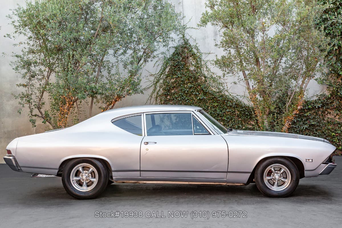 1968 Chevrolet Chevelle 300 Deluxe thumbnail 4