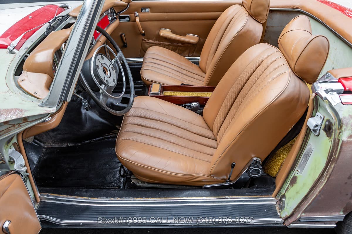 1971 Mercedes 280SL with 2 tops thumbnail 16