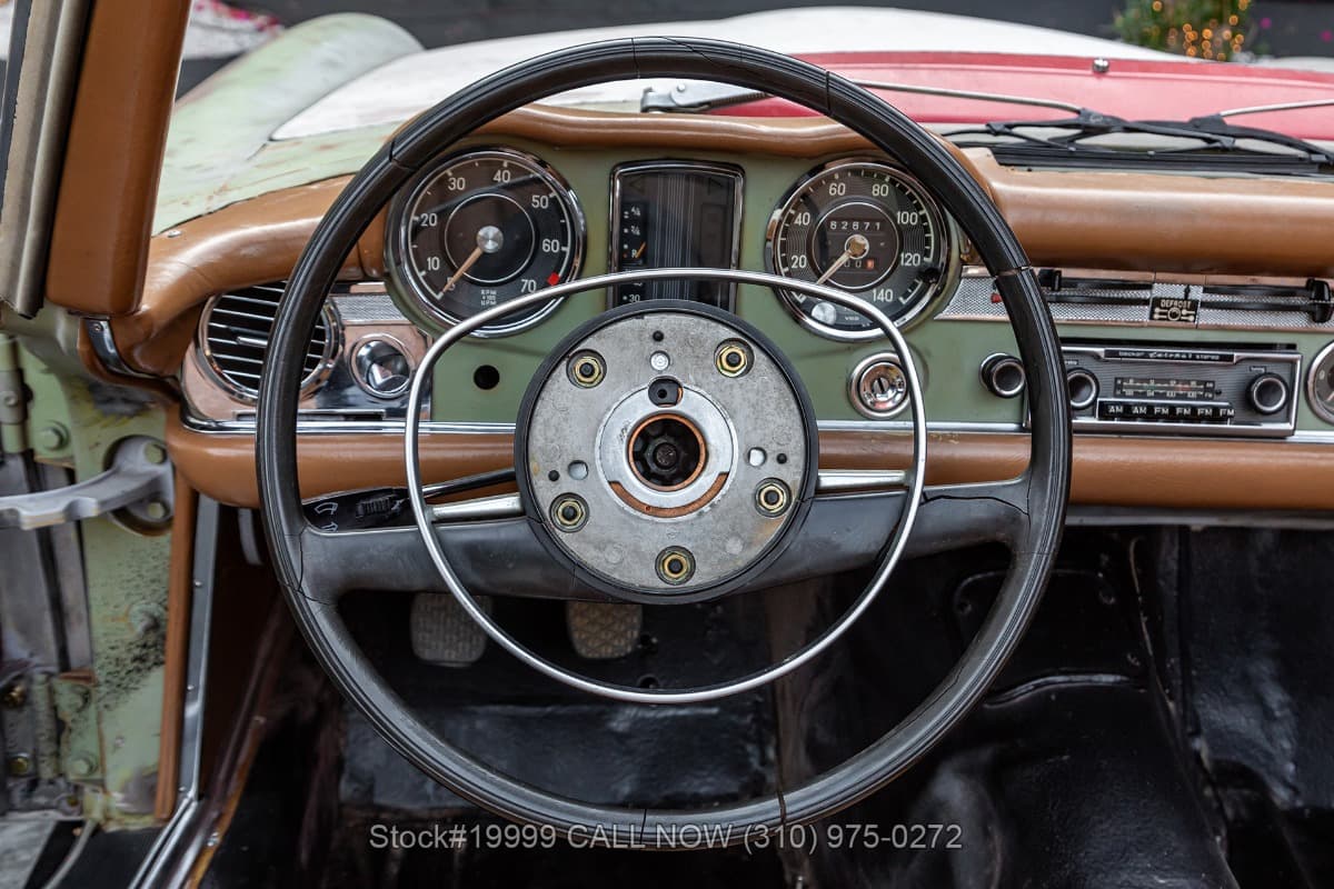 1971 Mercedes 280SL with 2 tops thumbnail 18