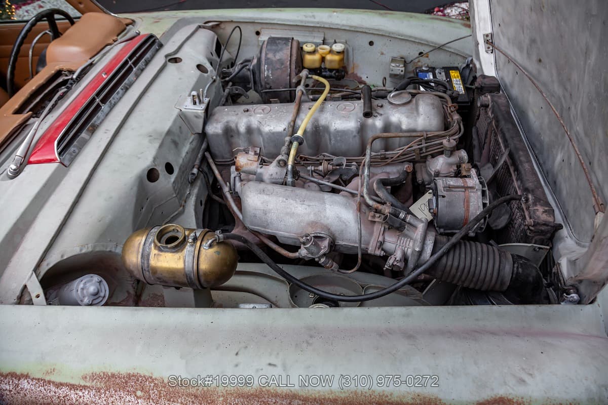 1971 Mercedes 280SL with 2 tops thumbnail 25