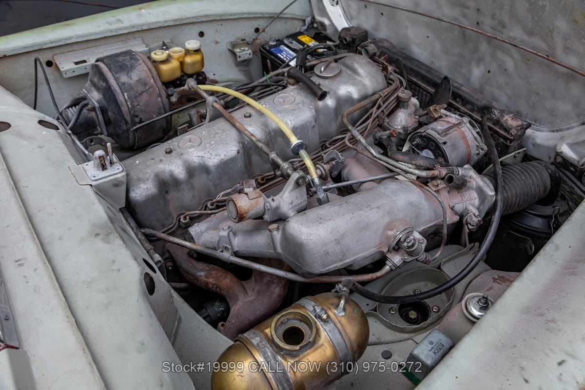 1971 Mercedes 280SL with 2 tops thumbnail 26