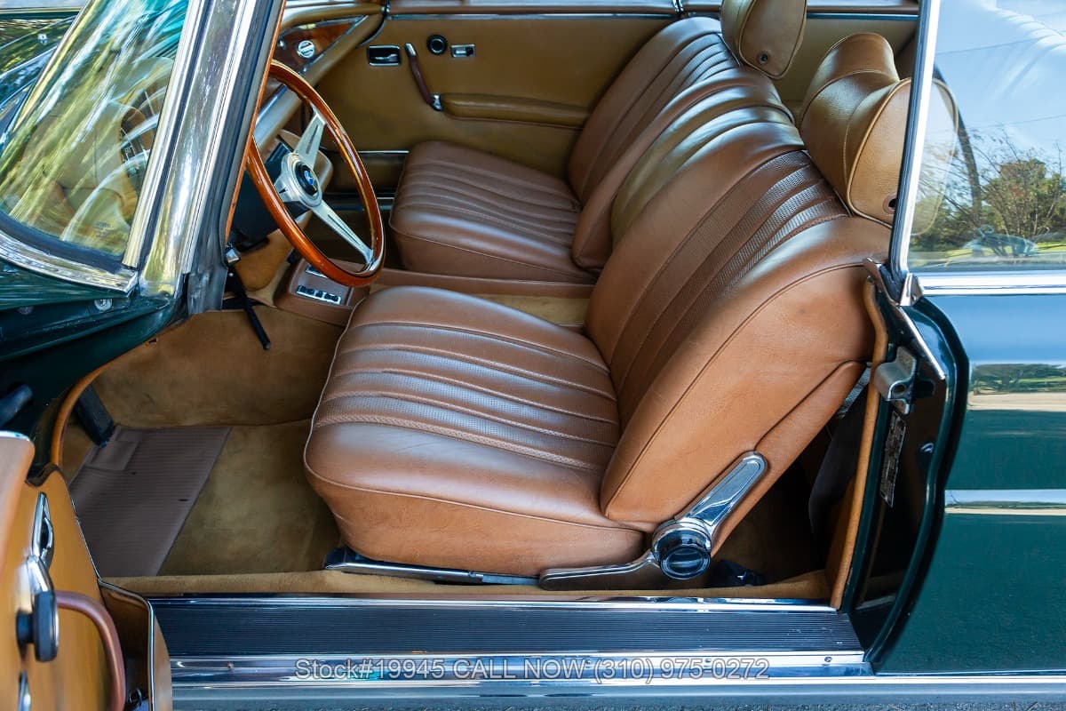 1971 Mercedes 280SE 3.5 Sunroof Coupe thumbnail 14
