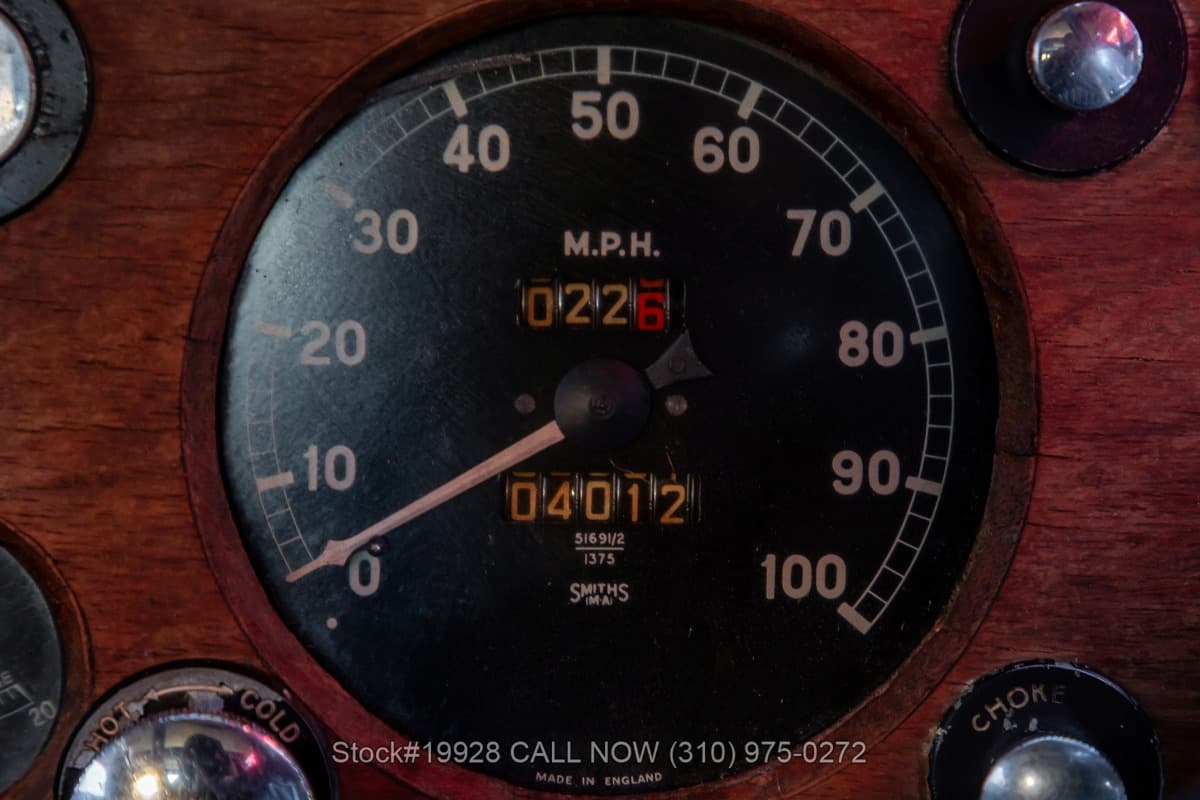 1945 Jaguar 1 1/2 Litre Saloon Mark IV Right-Hand Drive thumbnail 16