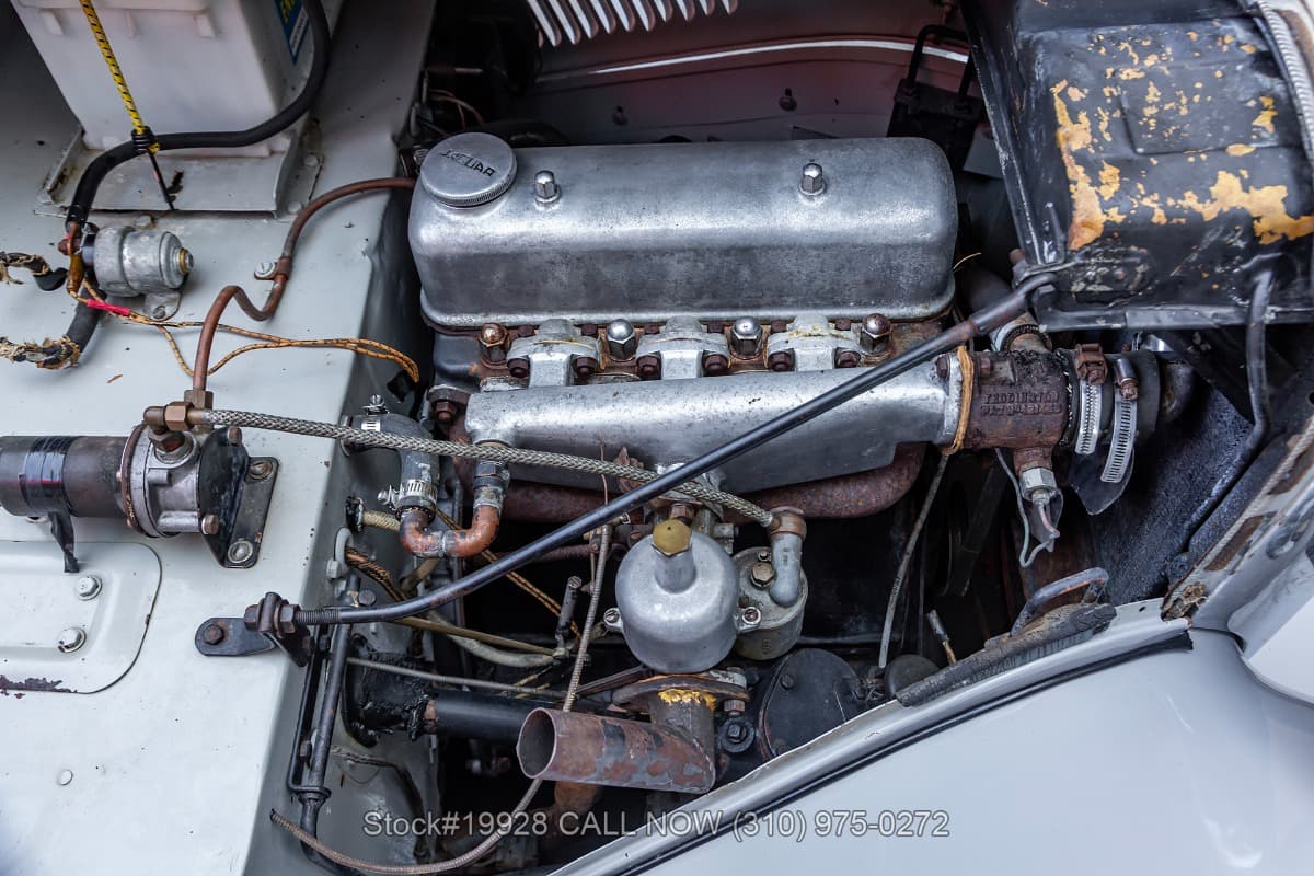1945 Jaguar 1 1/2 Litre Saloon Mark IV Right-Hand Drive thumbnail 26