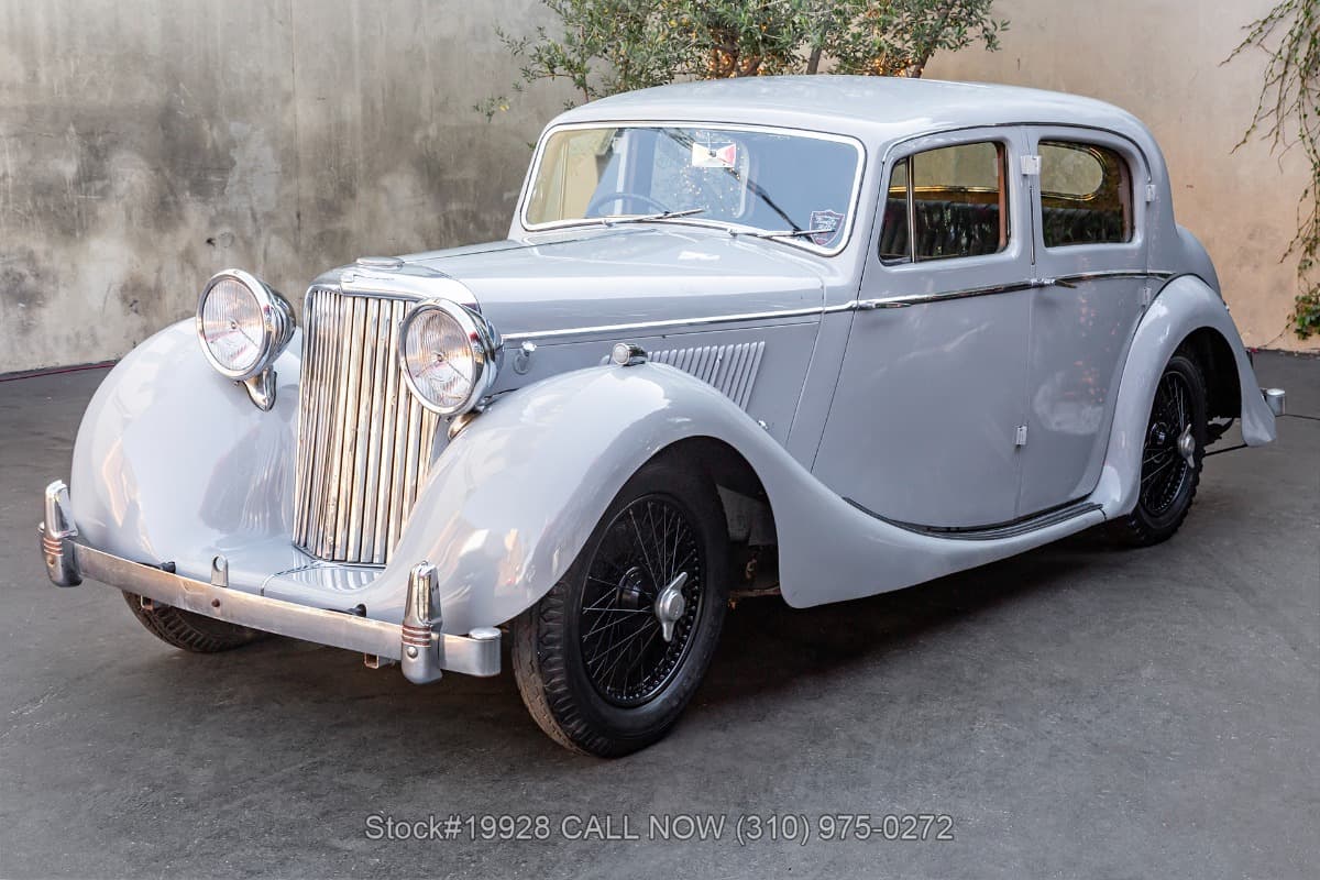 1945 Jaguar 1 1/2 Litre Saloon Mark IV Right-Hand Drive thumbnail 5