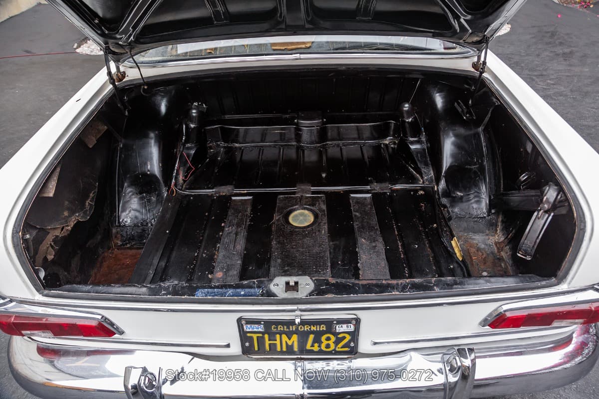 1966 Mercedes 200D W110 Fintail thumbnail 20