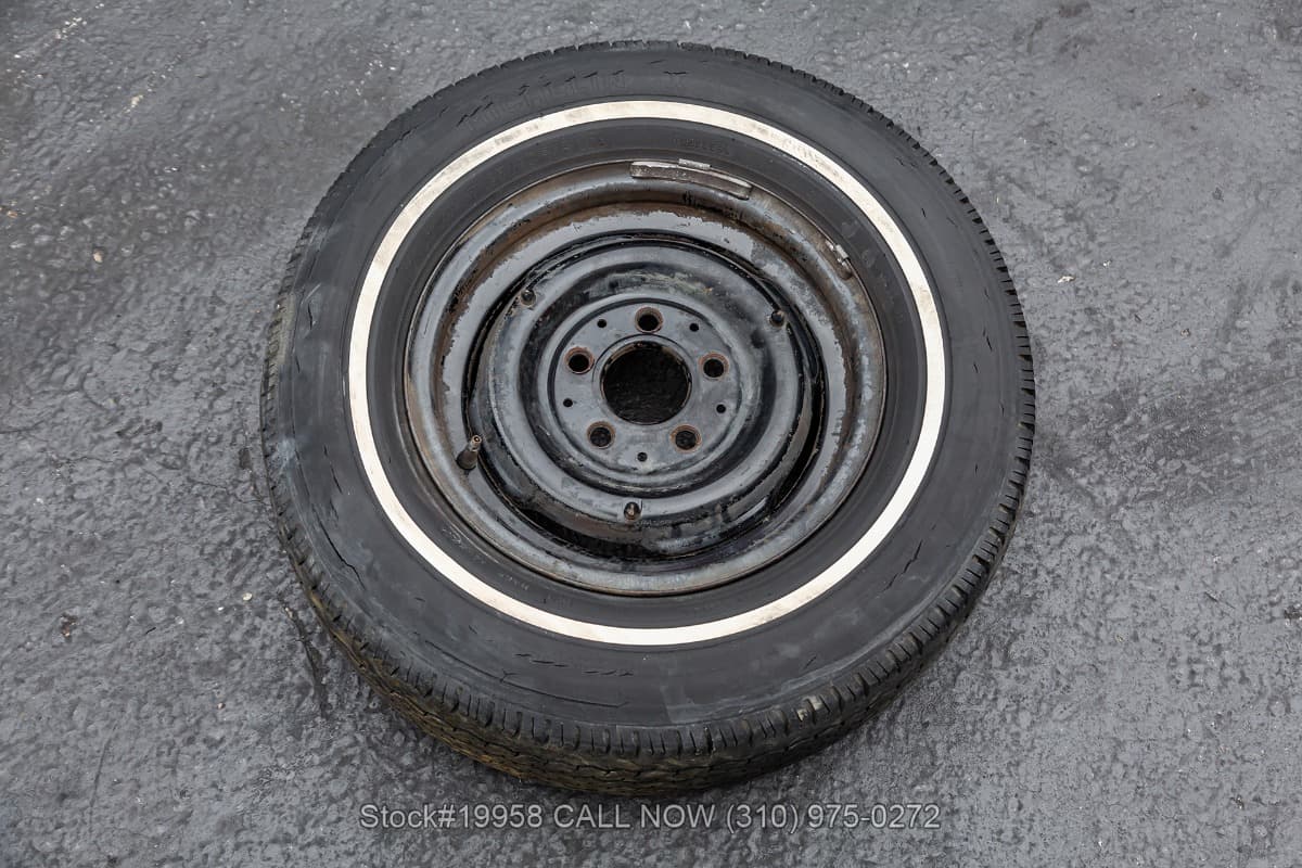 1966 Mercedes 200D W110 Fintail thumbnail 29