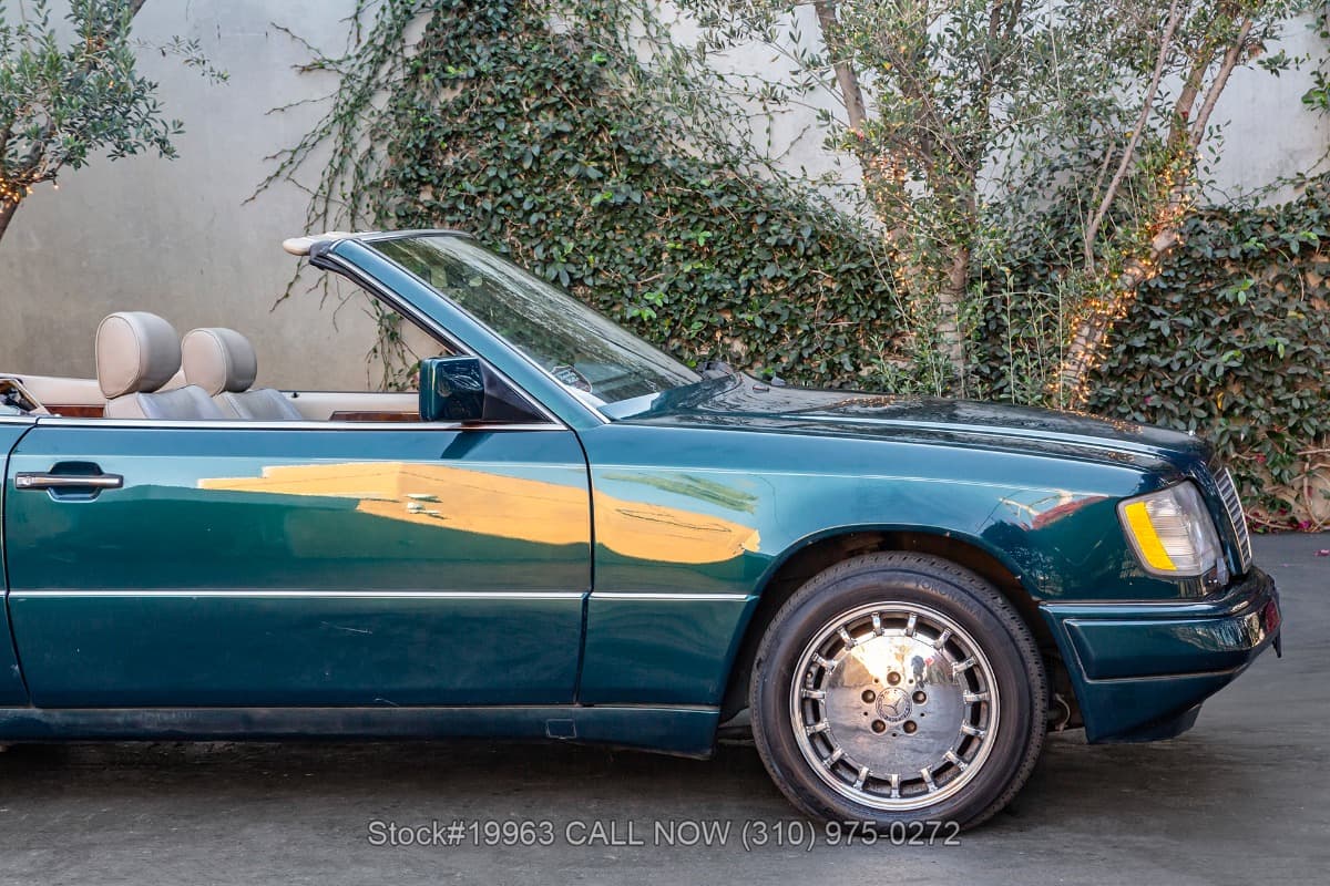 1995 Mercedes E320 Cabriolet thumbnail 12