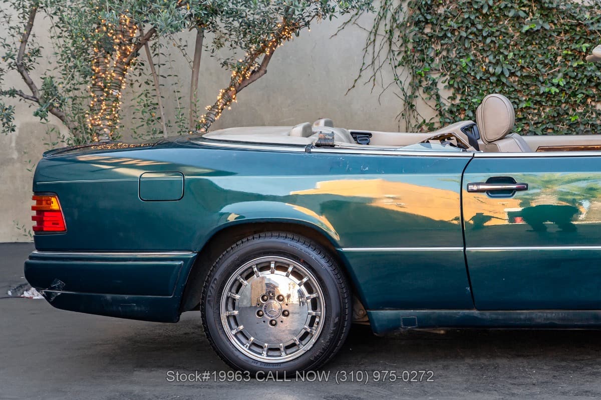 1995 Mercedes E320 Cabriolet thumbnail 13