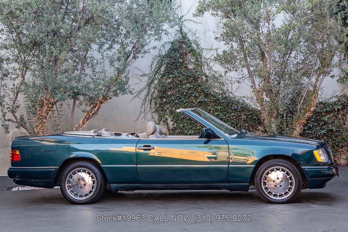 1995 Mercedes E320 Cabriolet thumbnail 4