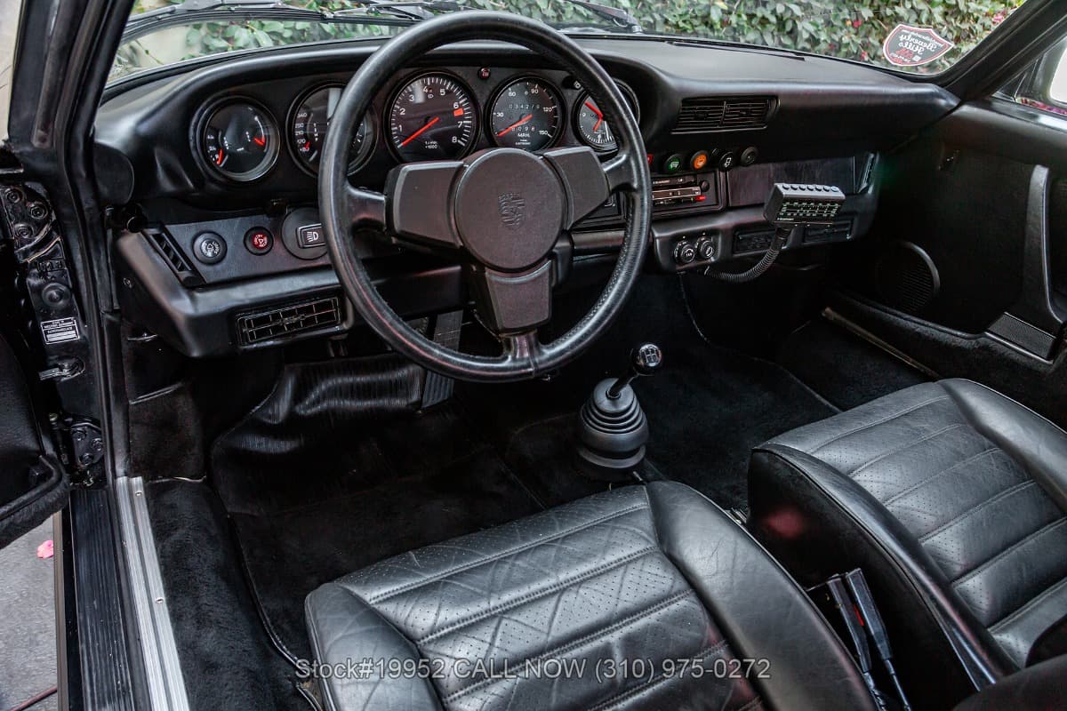 1977 Porsche 911S Coupe thumbnail 13