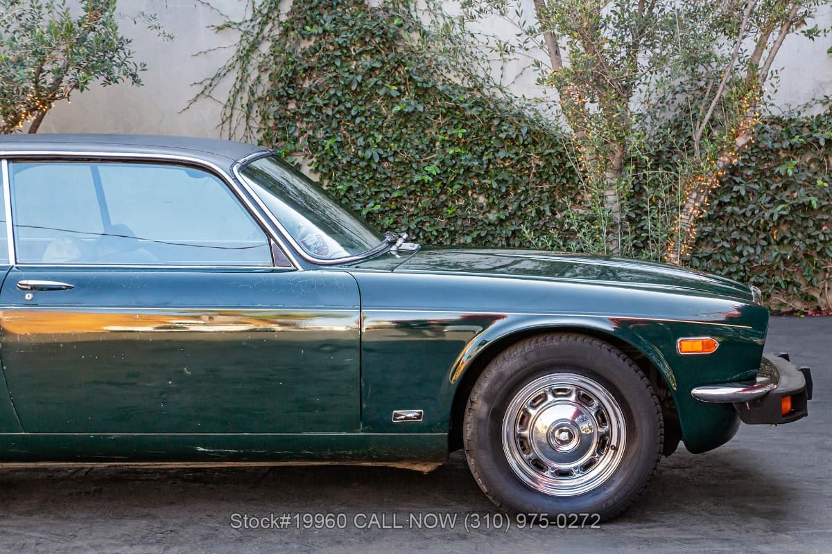 1976 Jaguar XJ6 Coupe thumbnail 8