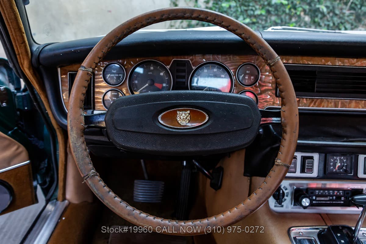 1976 Jaguar XJ6 Coupe thumbnail 13