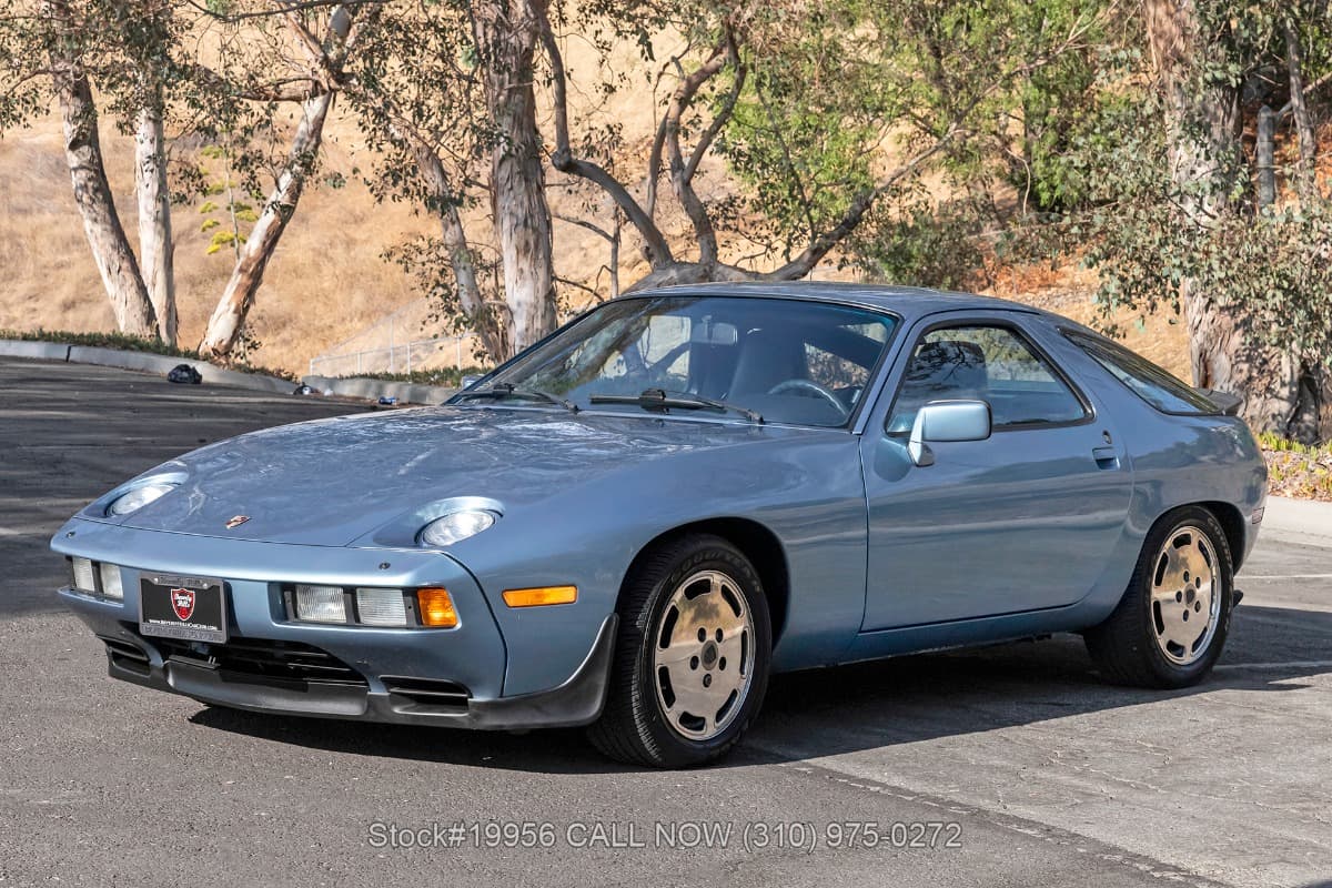 1986 Porsche 928S thumbnail 5