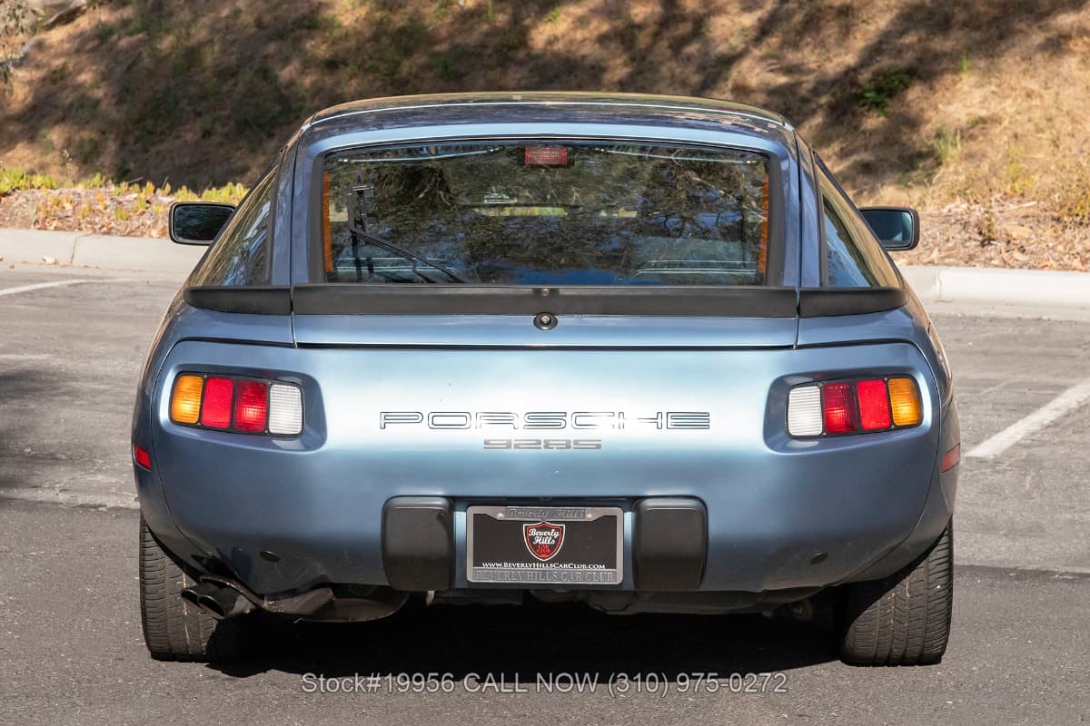 1986 Porsche 928S thumbnail 4