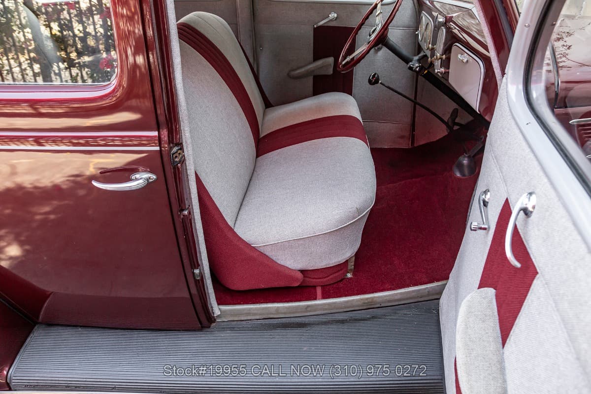 1937 Ford Deluxe Fordor Slant Back Sedan 3-Speed thumbnail 17