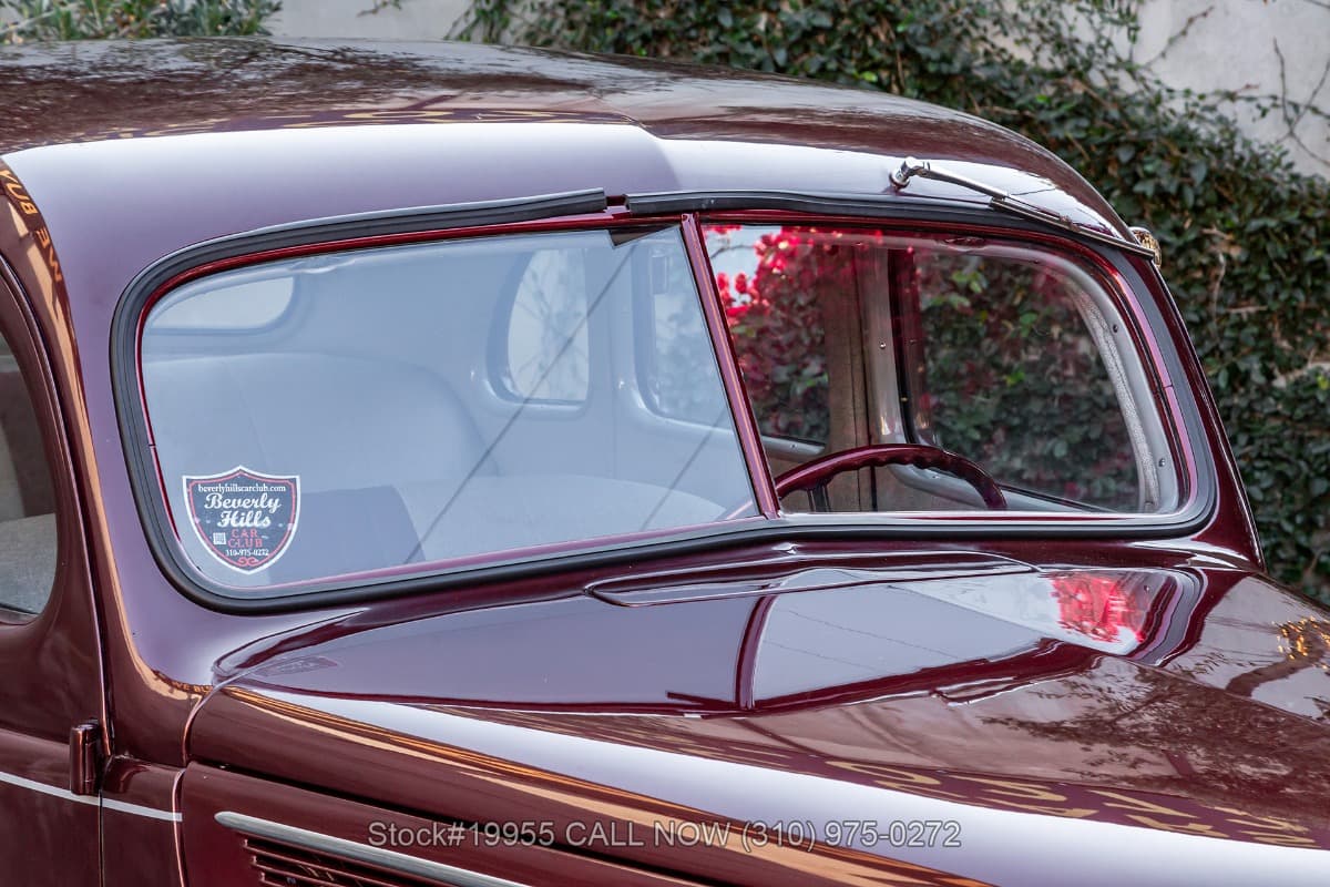 1937 Ford Deluxe Fordor Slant Back Sedan 3-Speed thumbnail 7