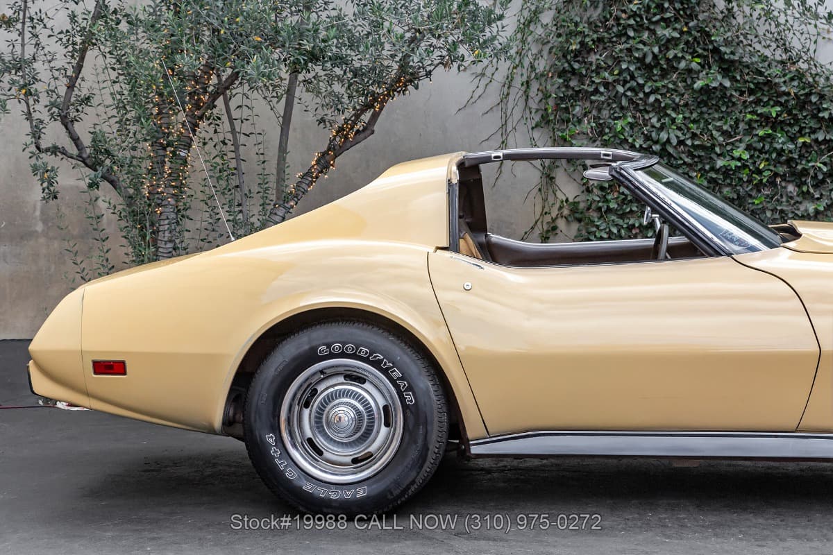 1977 Chevrolet Corvette T-Top 4-Speed thumbnail 13