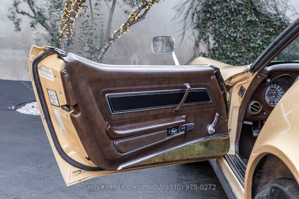 1977 Chevrolet Corvette T-Top 4-Speed thumbnail 15