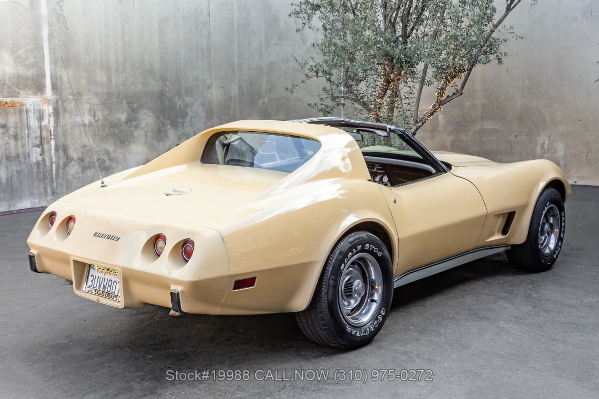 1977 Chevrolet Corvette T-Top 4-Speed thumbnail 4
