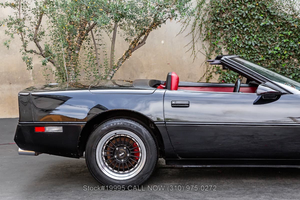 1986 Chevrolet Corvette Convertible 4-Speed thumbnail 13